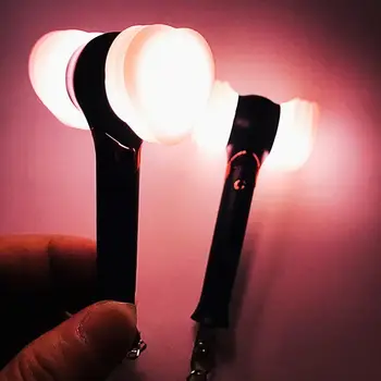 Kpop LED Light Stick Лампа Светодиодная Концертная Лампа Хип-Хоп Вечеринка Флэш-Игрушка Лайтстик Брелок Флуоресцентная Палочка Вентиляторы Подарки Игрушки